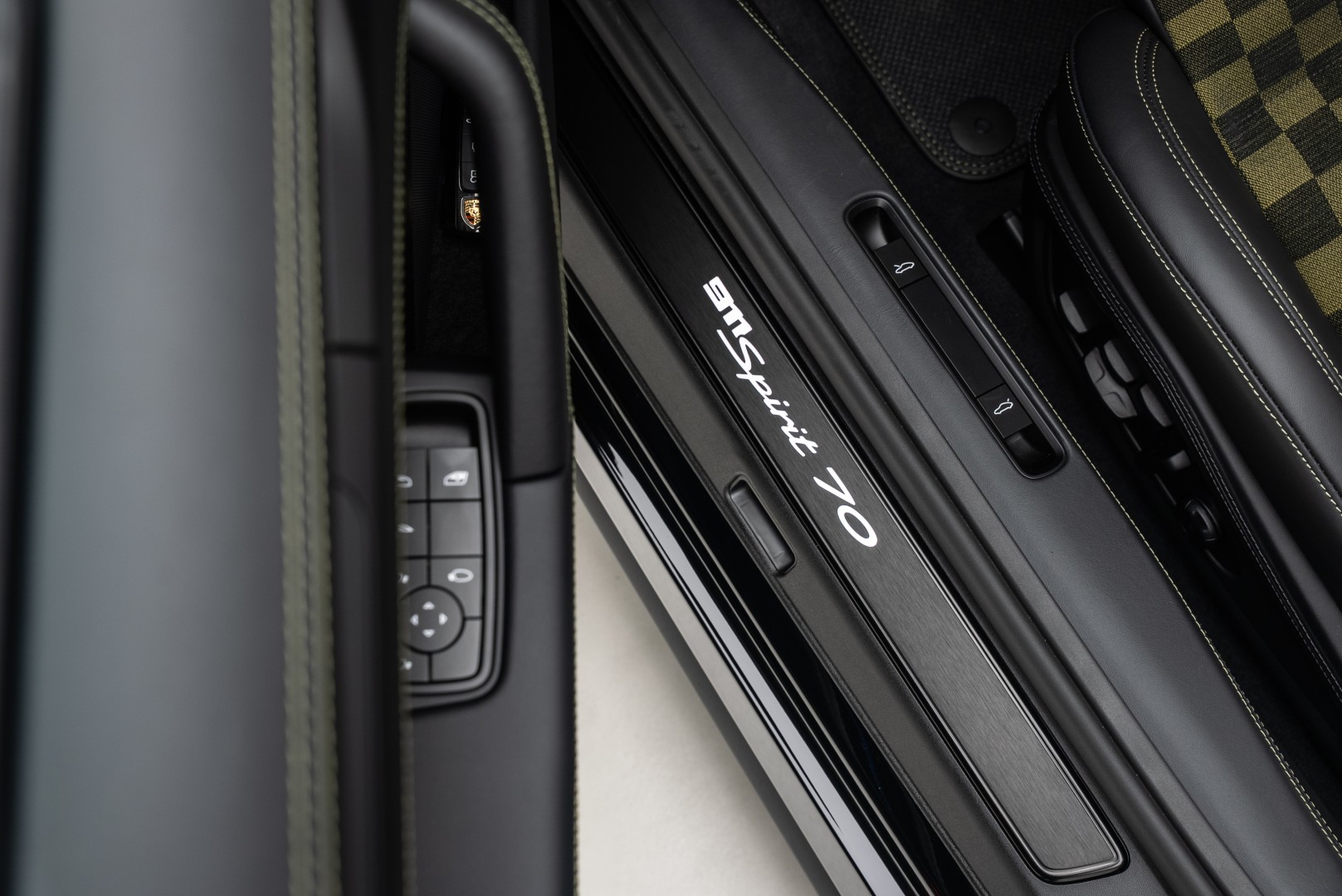 2026 PORSCHE 911 SPIRIT 70 CABRIOLET | MAIN DEALER WARRANTY | 1 OF 1,500